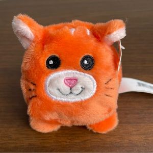 Ganz Tossimals Orange Cat